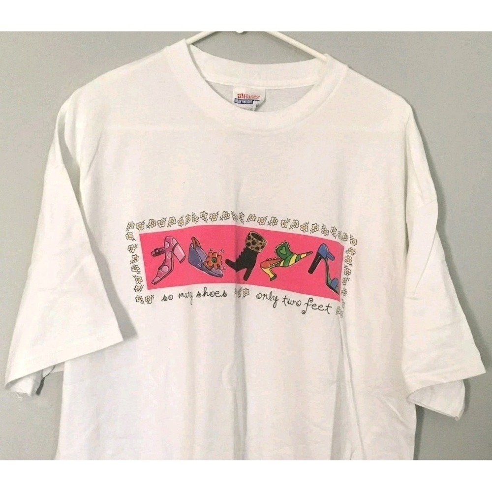 Vintage Hanes Shirt Womens XL White So Many Shoes Graphic 50/50 Tee 90s